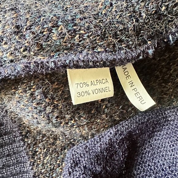 TOP KNIT ALPACA SWEATER SIZE LARGE - Picture 7 of 7